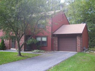 37B Pheasant Run, Smithfield, RI 02917