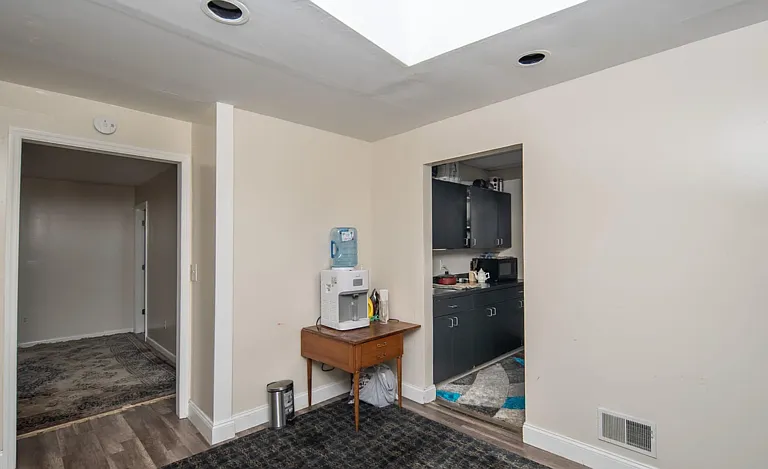864 Madison Ave #1B — Photo 3