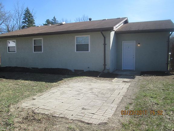 3rd image of 1414 Weldon Ave