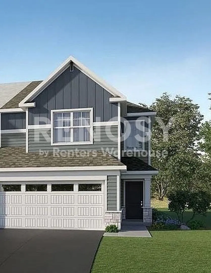 Available November 1st 3 Bedroom 2 Bath End Unit Townhouse in Rosemount — Photo 1