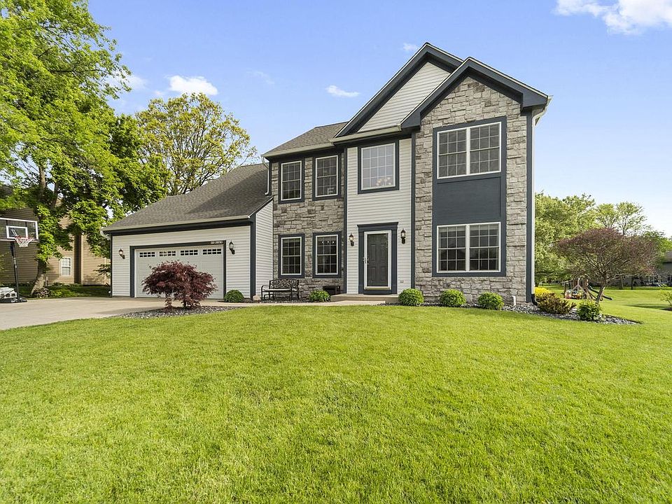 1st image of N73W22620 Edgewood LANE