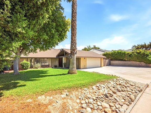 4th image of 6544 Rycroft Dr