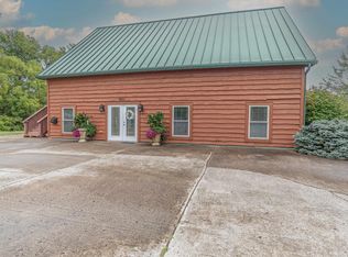 9231 S Pointe Lasalles Dr, Bloomington, IN 47401