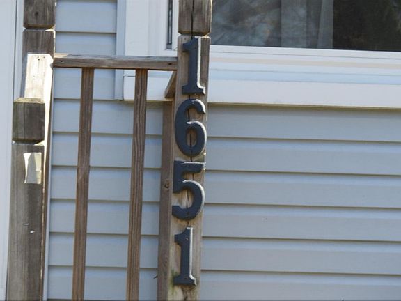 4th image of 1651 Underwood St