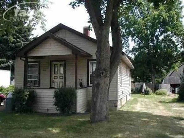 2041 Anoka St, Flint, MI 48532