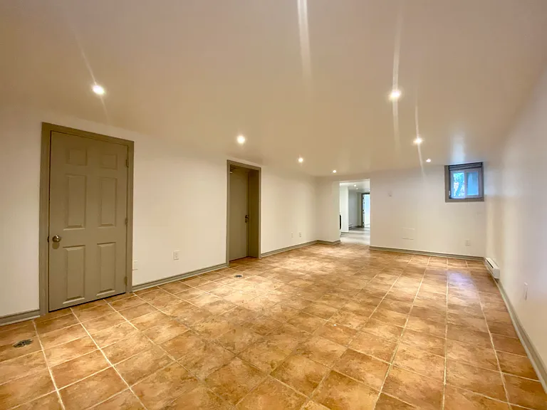 209 Madison Ave #5 — Photo 9