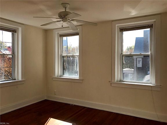 2nd image of 1411 Leigh St Unit B-4