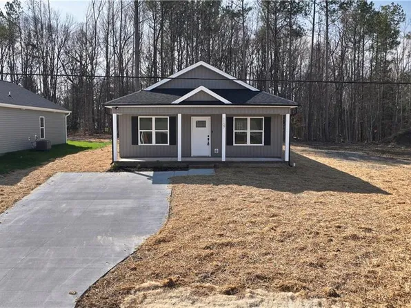 1107 Sunset Dr, Thomasville, NC 27360