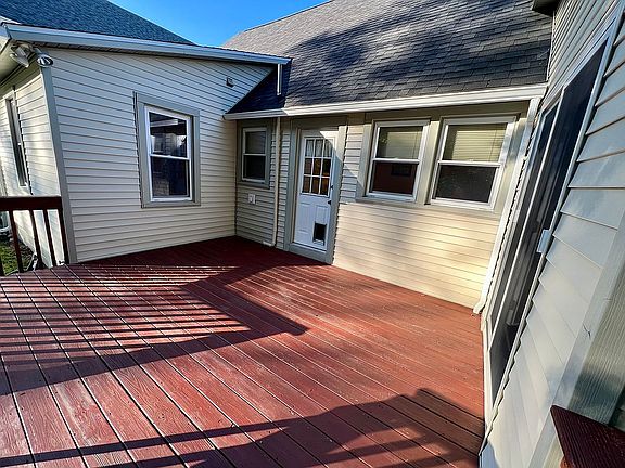 5th image of 22 Grant St