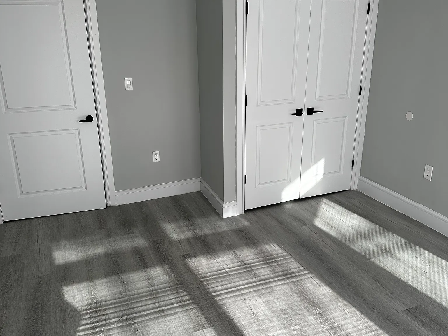 605 Madison Ave — Photo 3