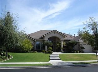 12309 Crown Crest Dr, Bakersfield, CA 93311