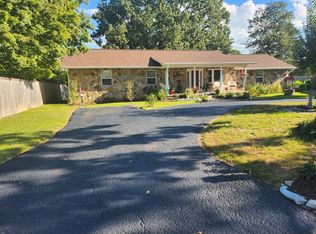 117 Harness Rd, New Tazewell, TN 37825