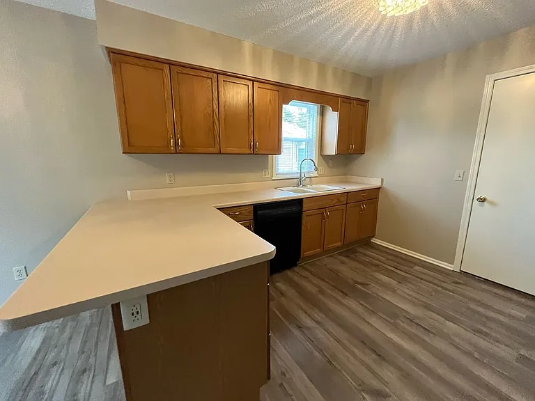 5510 Columbine Ln — Photo 5