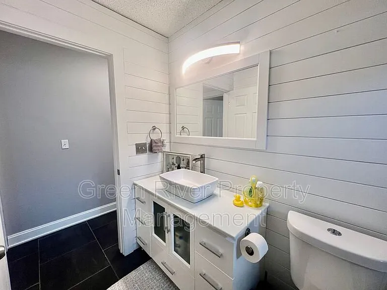 3352 Shelley Dr — Photo 33