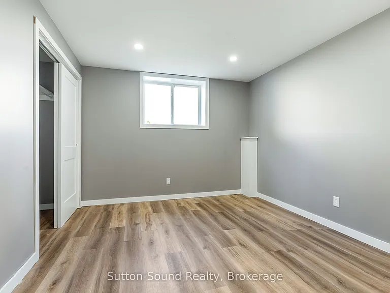 486 Dawson St #LOWER — Photo 18
