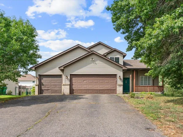 15532 Avocet St NW, Andover, MN 55304