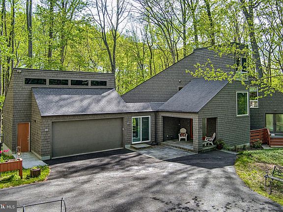 2nd image of 11113 Swansfield Rd