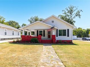 1103 Wentworth St, Reidsville, NC 27320