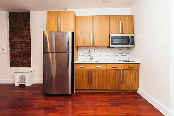 Rented by Nooklyn NYC LLC | media 20