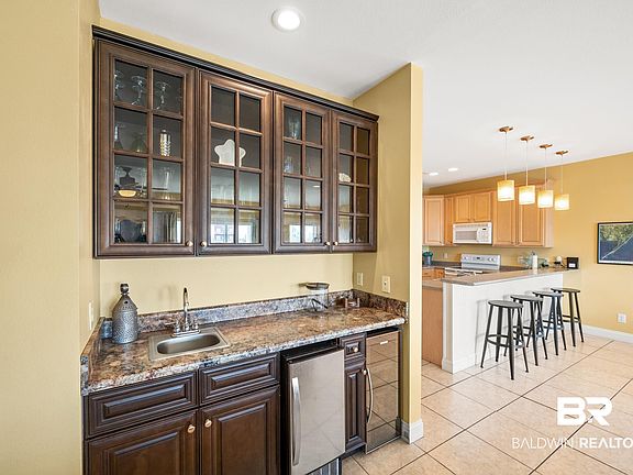4th image of 1472 Sandy Ln #A