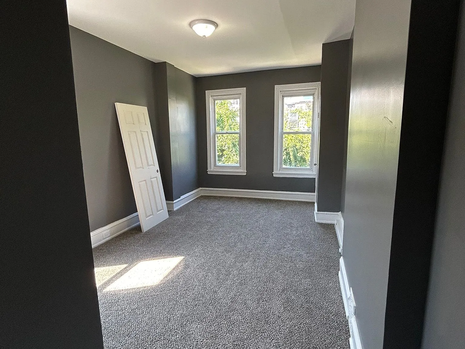 2 bed, $1,200 — Photo 4