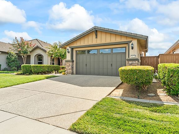 2nd image of 9876 Sunderland Way