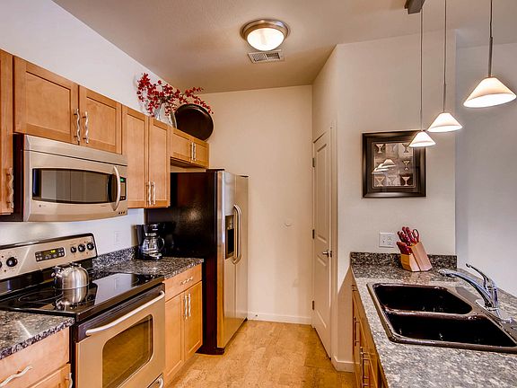 5th image of 4100 N Albion St Unit 122