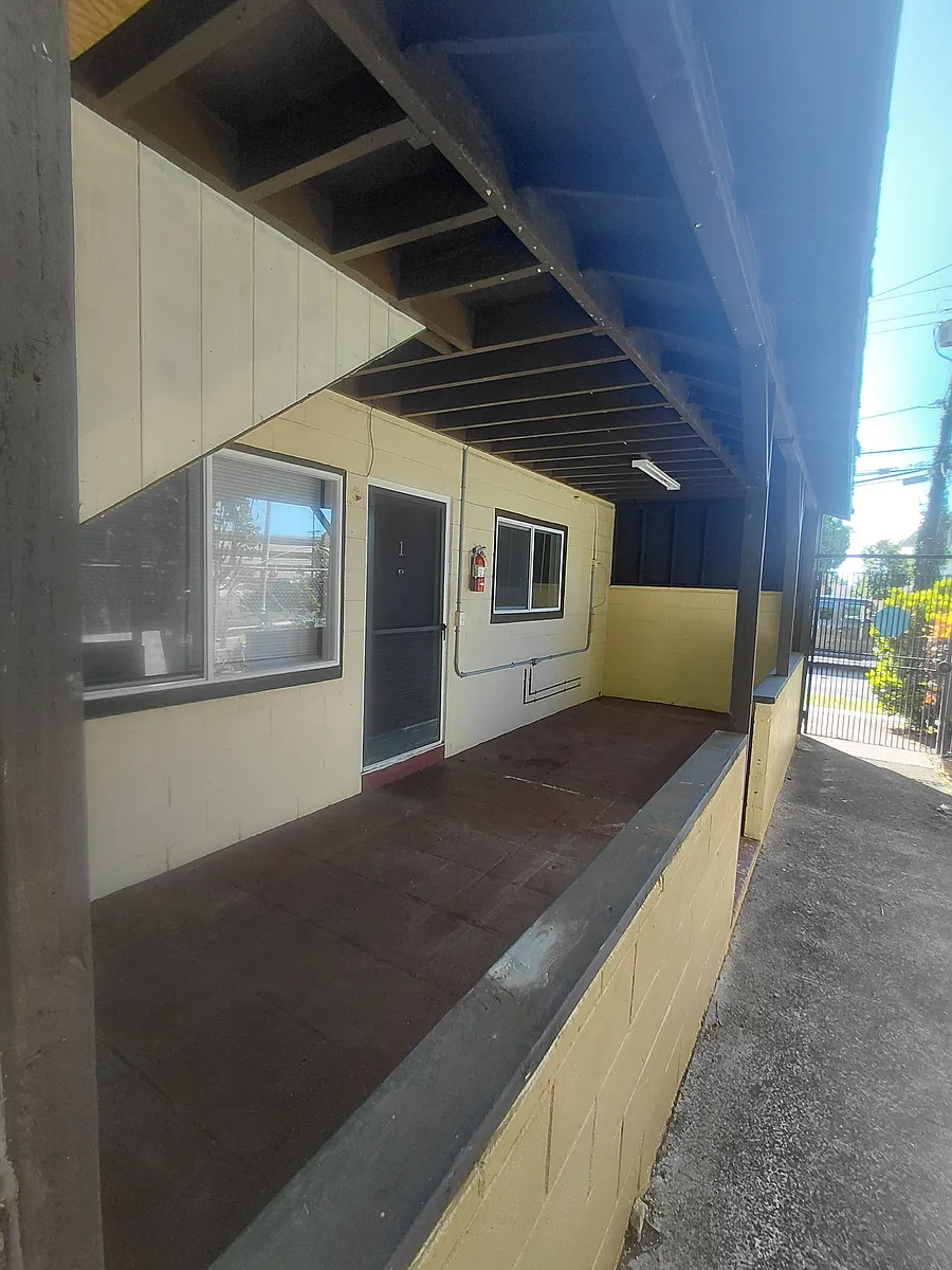 Building Photo - 1424 Alexander St #1