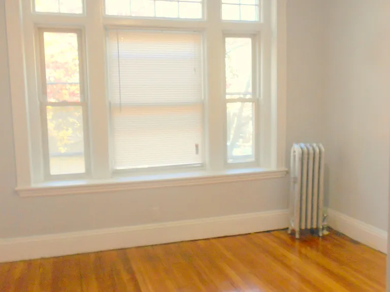 2 Strathmore Rd #2 — Photo 4