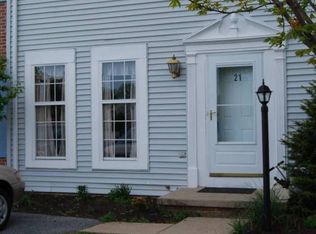 21 Brookfield Rd, Lititz, PA 17543