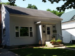 507 3rd Ave E, Cresco, IA 52136