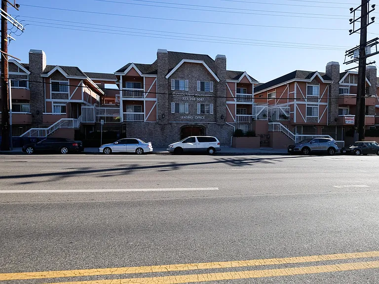 Garden View Apartments — Photo 29