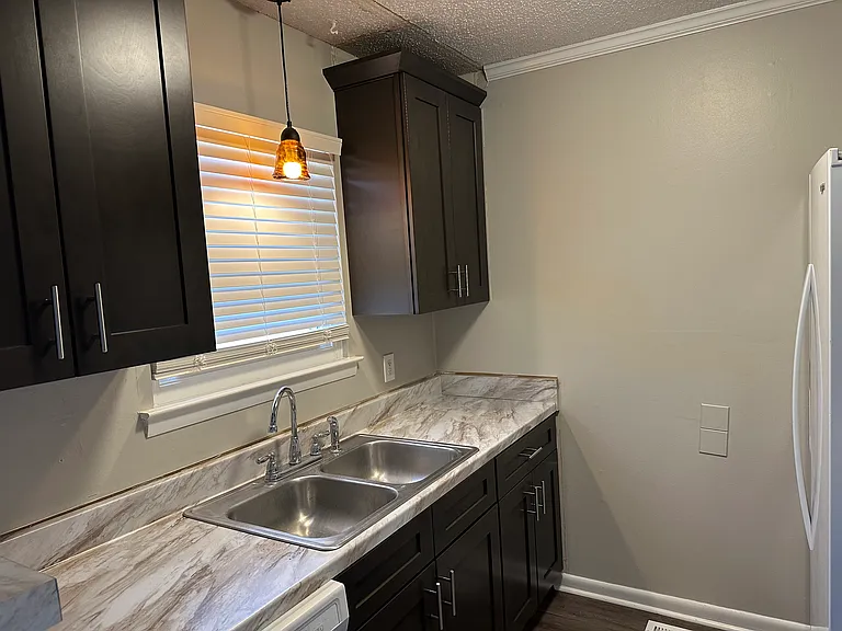 1439 Winding Way Dr — Photo 5