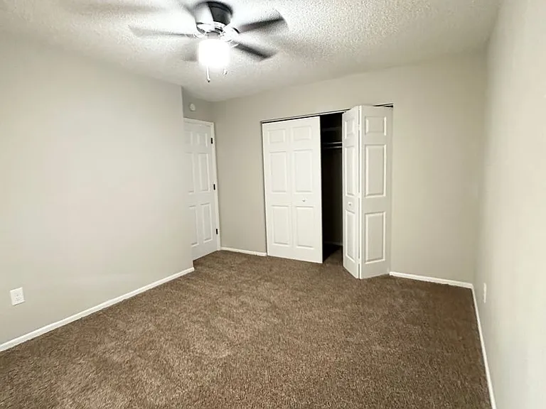 5525 Bowden Loop — Photo 7