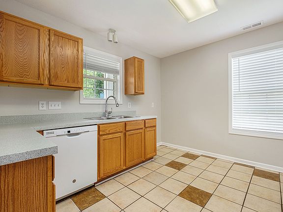 2nd image of 7927 Paper Birch Dr