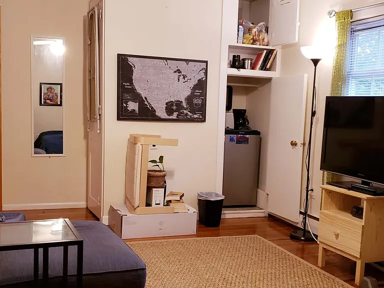 8 Denns Pl — Photo 7