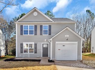 938 Grassy Patch Ln, Charlotte, NC 28216