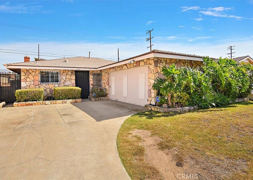 1st image of 15724 Deblynn Ave