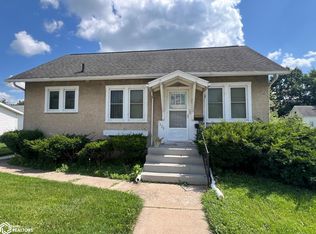 1229 Harrison Ave, Burlington, IA