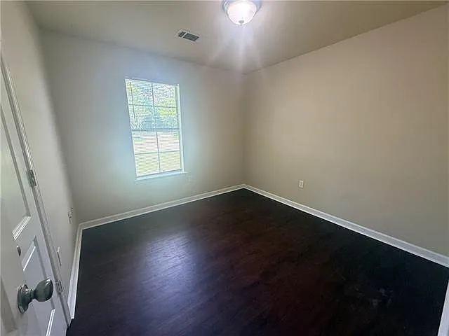 1805 Brookter St — Photo 8