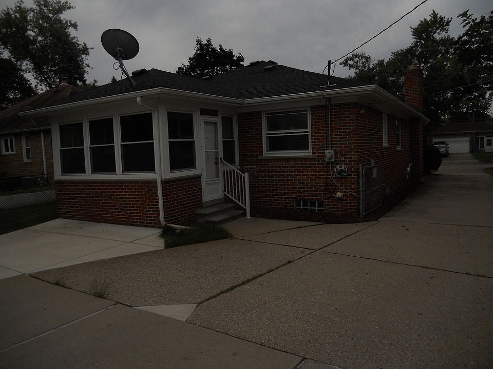 2nd image of 7426 Highview St