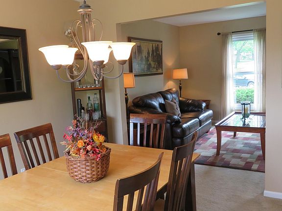 4th image of 433 Glenys Dr