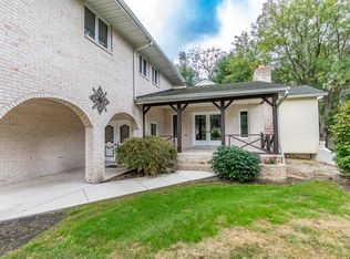 10250 Cherry Hill Dr, Painesville, OH 44077