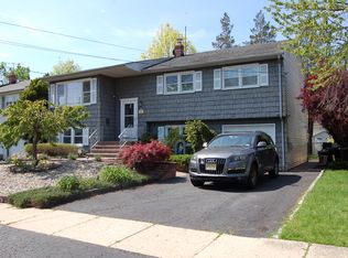 2516 Mac Arthur Dr, Union, NJ 07083