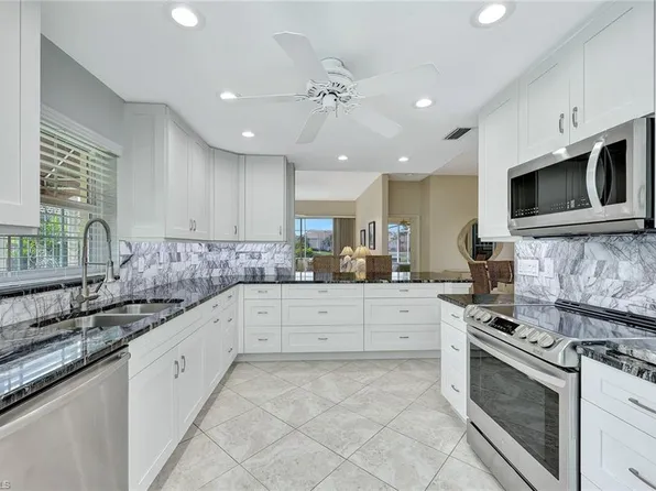 13120 Southampton DR, BONITA SPRINGS, FL 34135