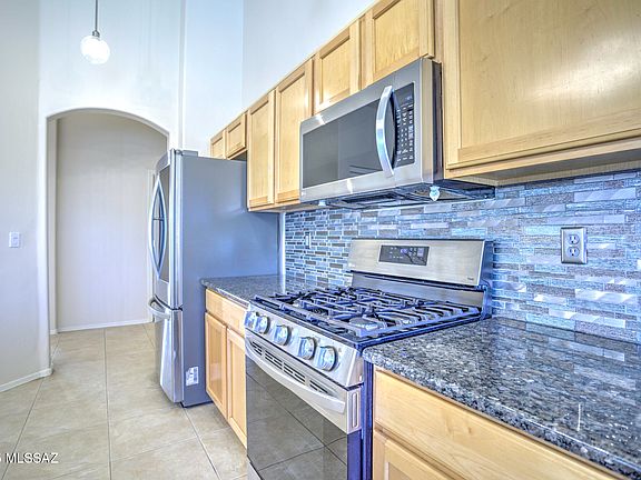 4th image of 9985 N Blue Crossing Way