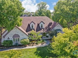 9709 Sheffield Rd, Perrysburg, OH 43551