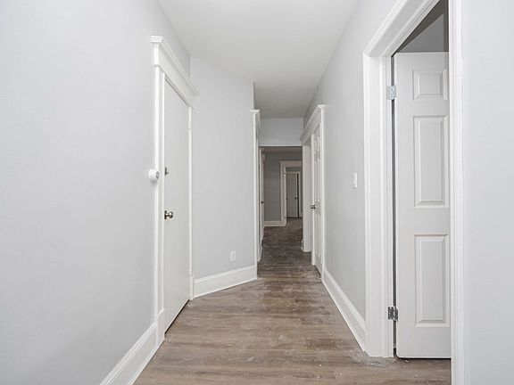 5th image of 350 Cary Ave #1