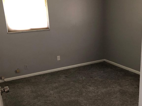 5th image of 5452 W Brookside Dr