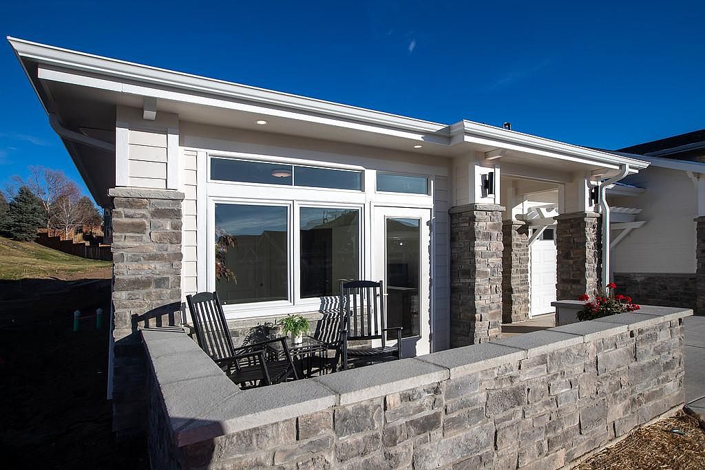 5240 S Shalom Park Cir Deluxe 2Bedroom Apartment Home, Aurora, CO